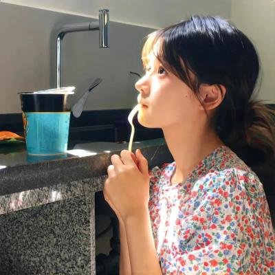 它是活尸
